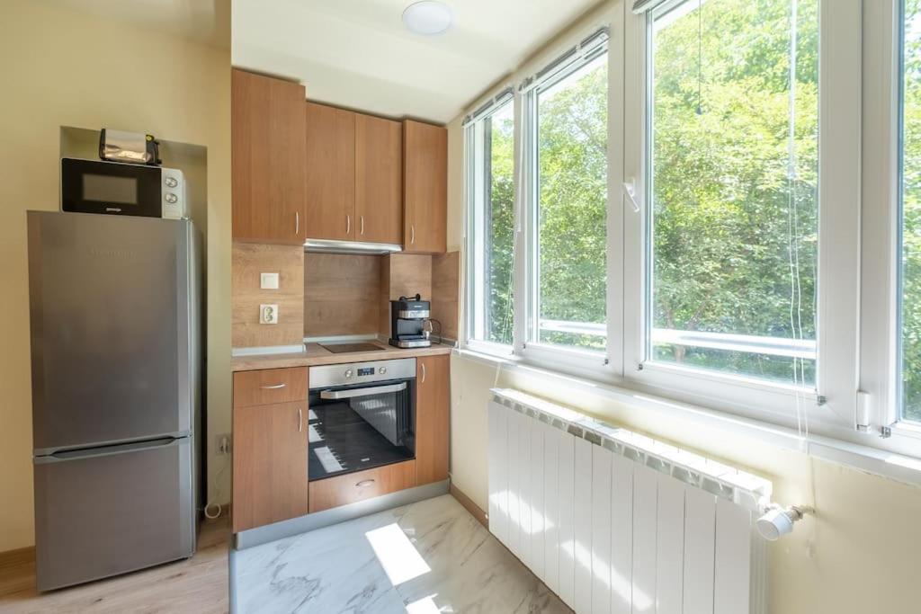Top Location, Brand New 3 Bdrm Apt & Free Parking Sofia Buitenkant foto