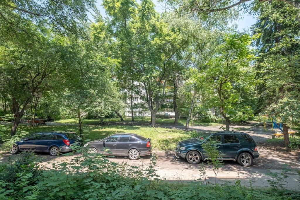 Top Location, Brand New 3 Bdrm Apt & Free Parking Sofia Buitenkant foto